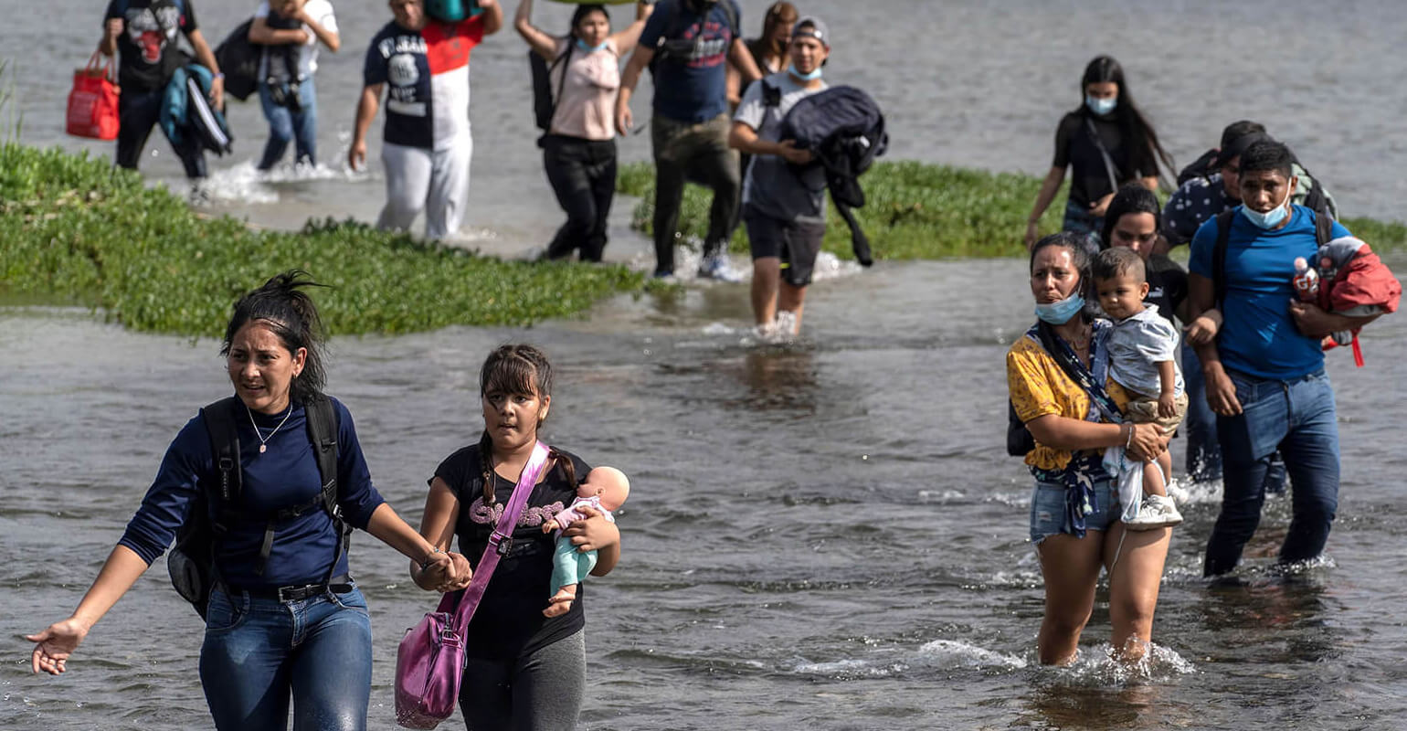 Read more about the article Four ways on how to help Venezuelan refugees in the U.S.